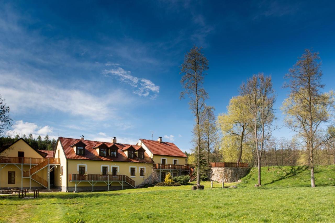 Mlyn Kamenice Klucenice Экстерьер фото